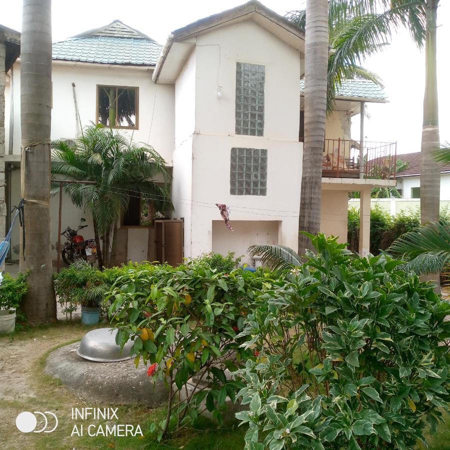 Albergue Jj & Je Family House Dar es Salaam Exterior foto