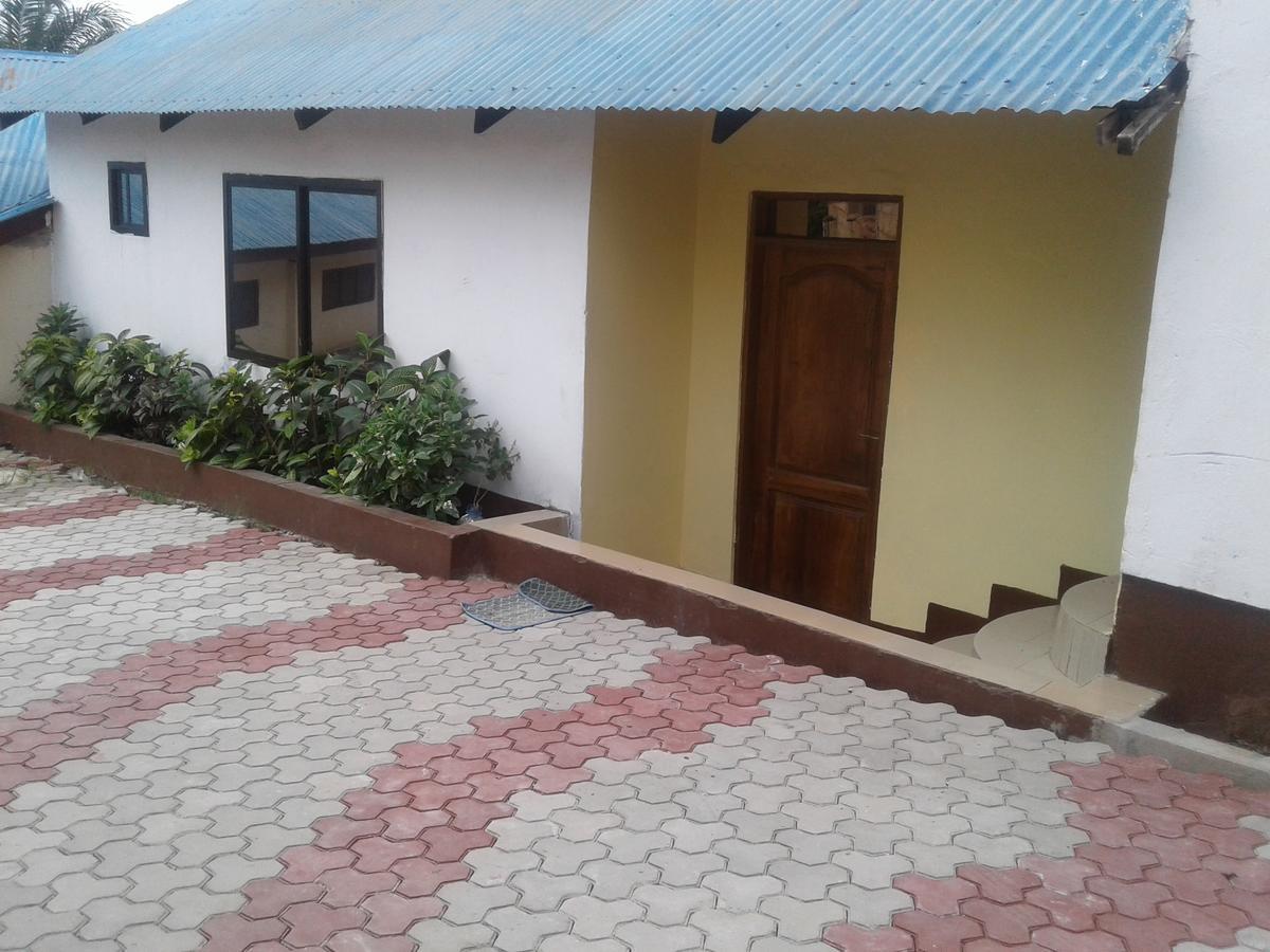 Albergue Jj & Je Family House Dar es Salaam Exterior foto