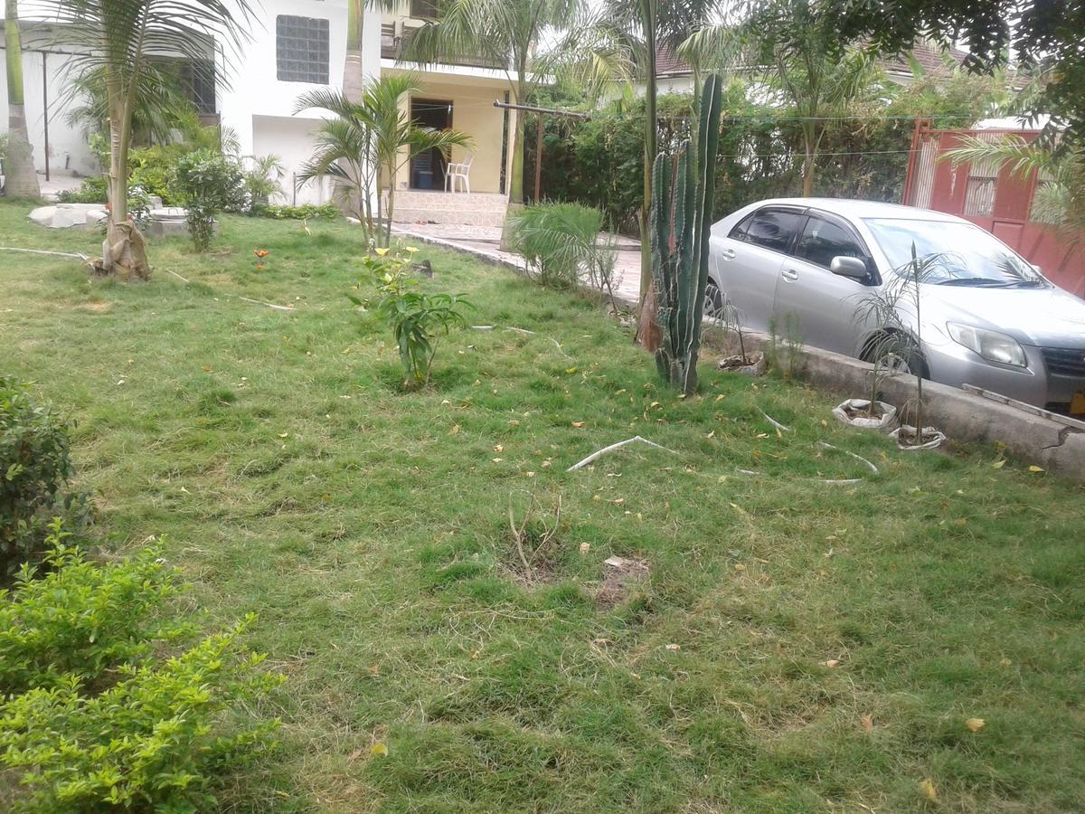 Albergue Jj & Je Family House Dar es Salaam Exterior foto