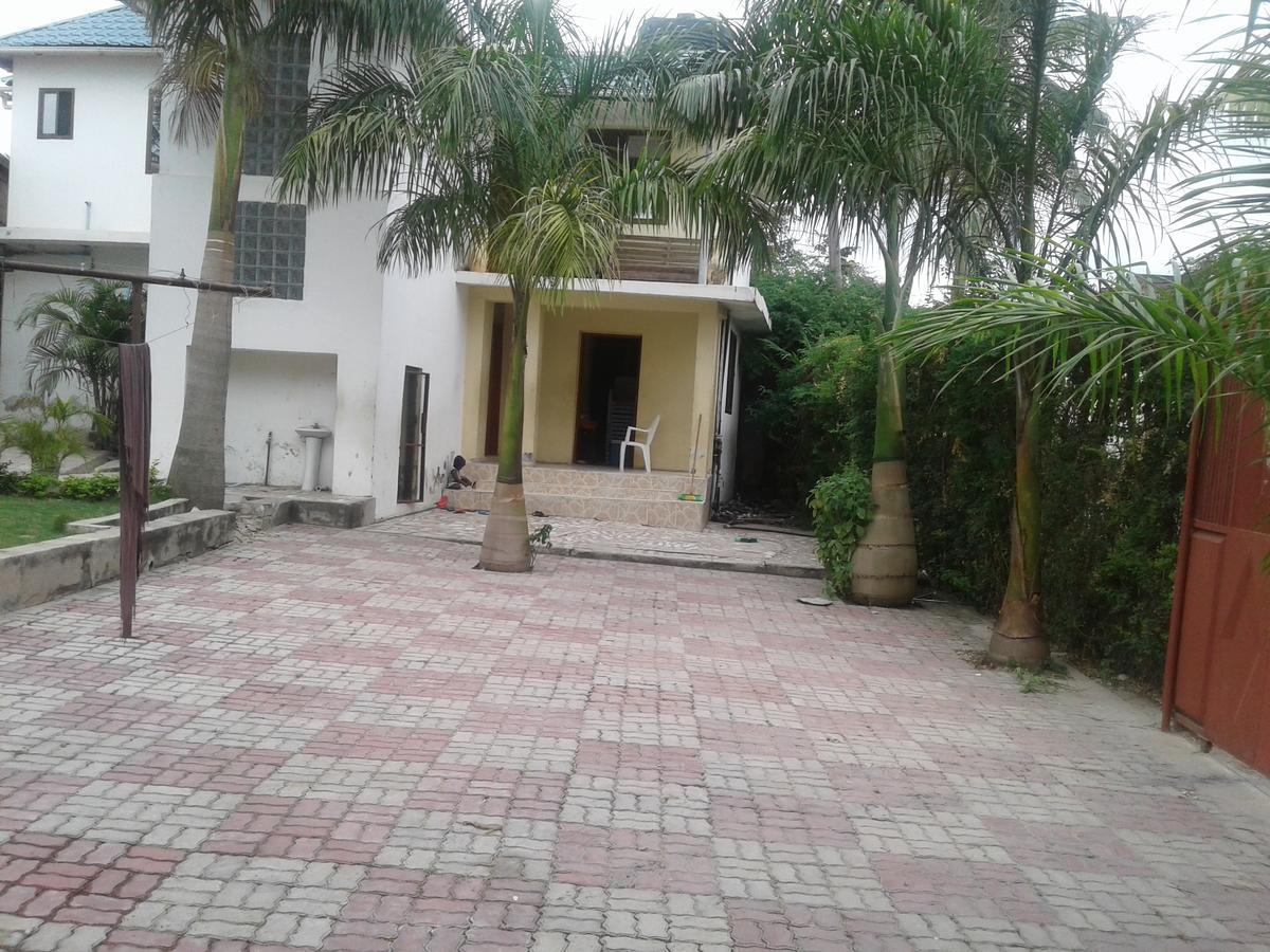 Albergue Jj & Je Family House Dar es Salaam Exterior foto